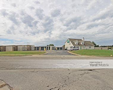 Storage Units in Overland Park, KS on Farley St